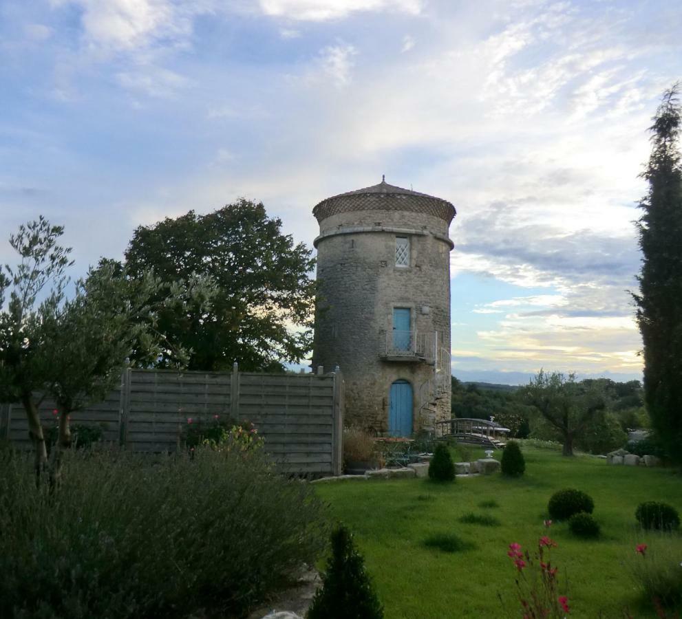 Bed and Breakfast Roulotte La Souleillade Saint-Sernin  Экстерьер фото